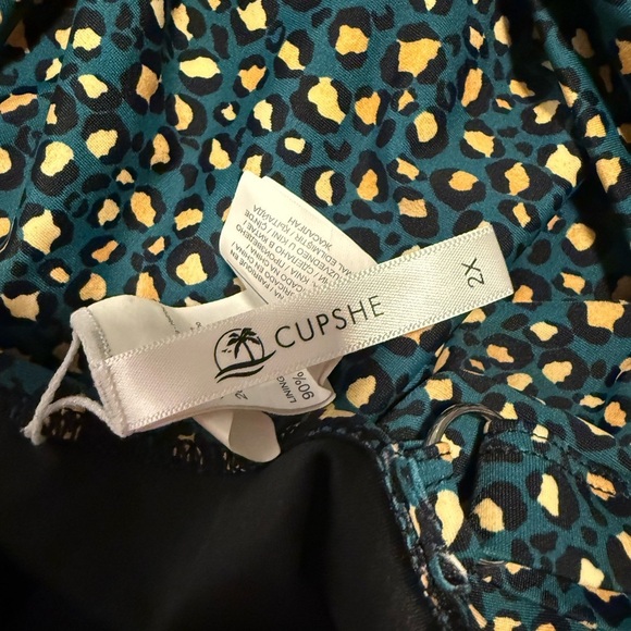 Cupshe Blue and Tan One Piece Swimsuit with Plunging Neckline - Picture 5 of 7